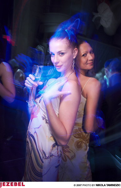 Illustration for article titled Emma Snowdon Drinks Away Her Fashion Week Yeast Infection